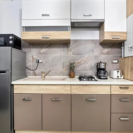 Dez K15 Apartman Năvodari